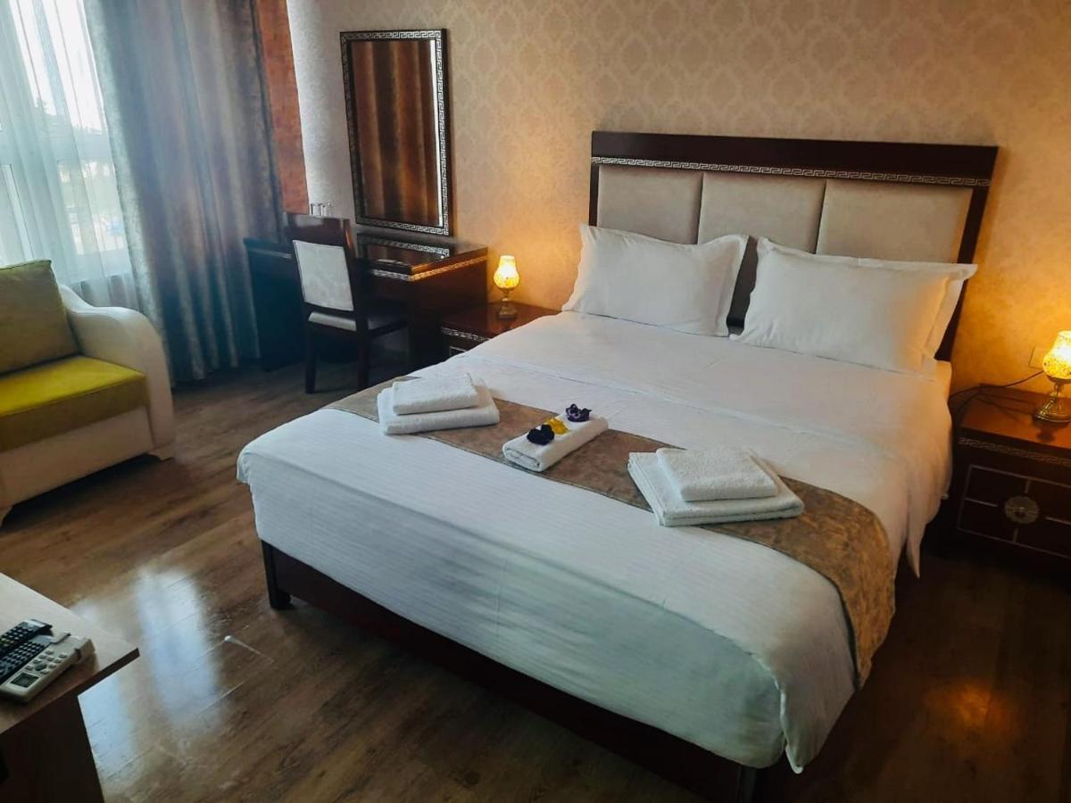 British Hotel بورغراديك المظهر الخارجي الصورة