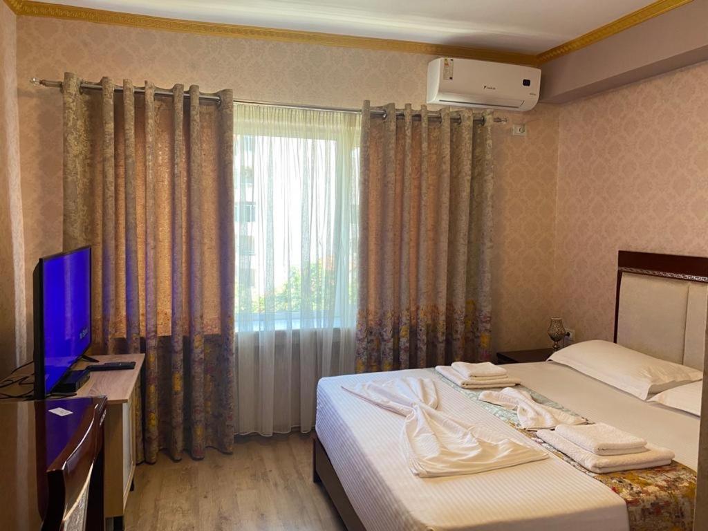 British Hotel بورغراديك المظهر الخارجي الصورة