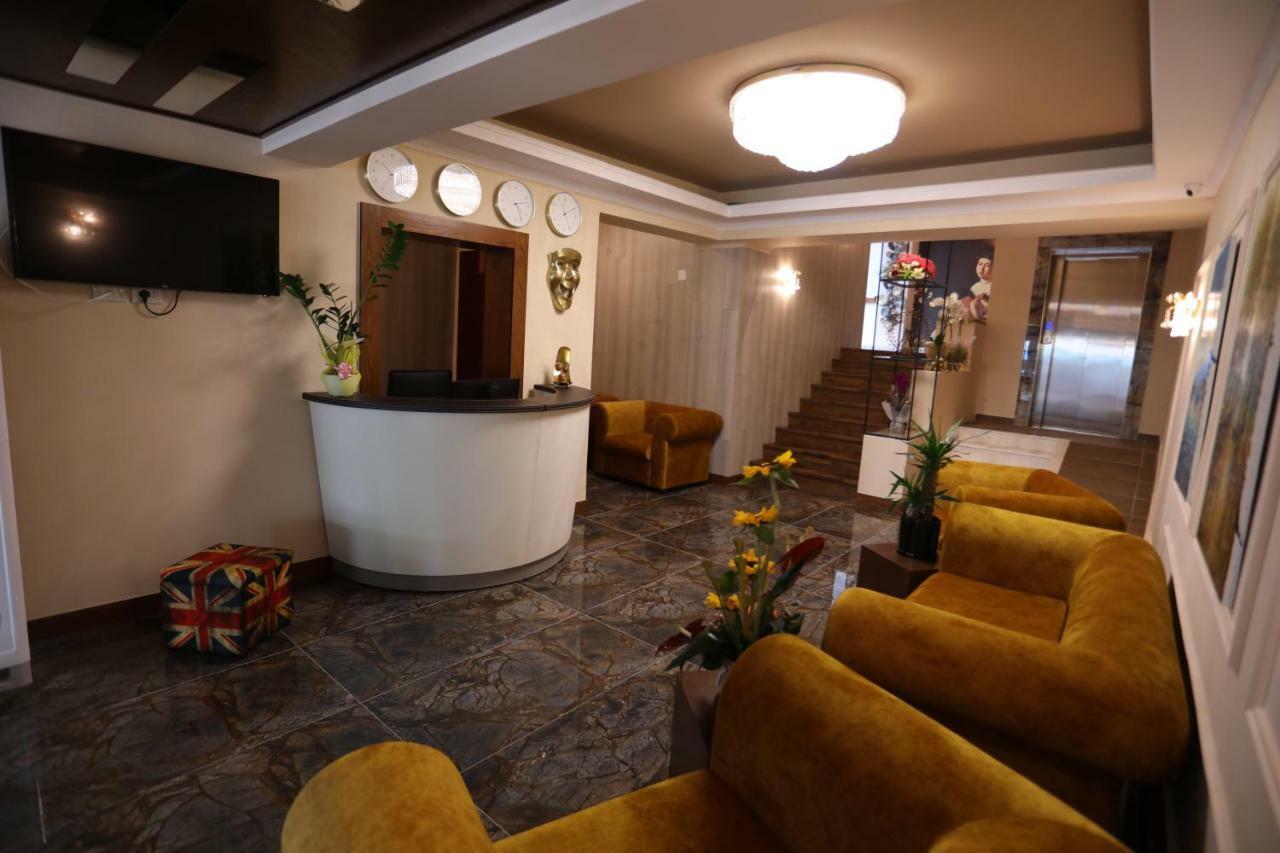 British Hotel بورغراديك المظهر الخارجي الصورة