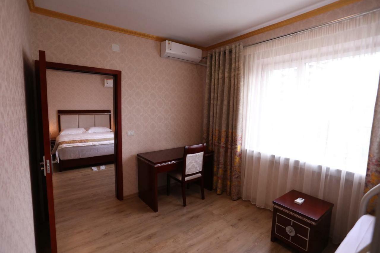 British Hotel بورغراديك المظهر الخارجي الصورة