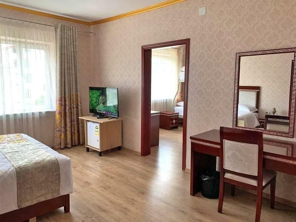 British Hotel بورغراديك المظهر الخارجي الصورة